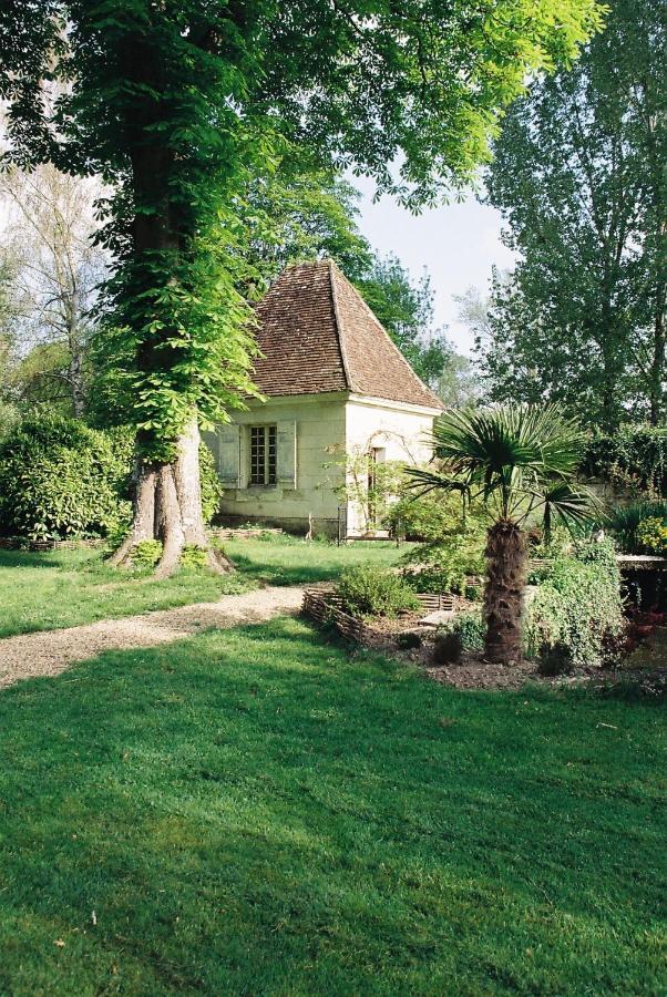 Bed and Breakfast Le Pavillon De Vallet Athée-sur-Cher Exteriér fotografie